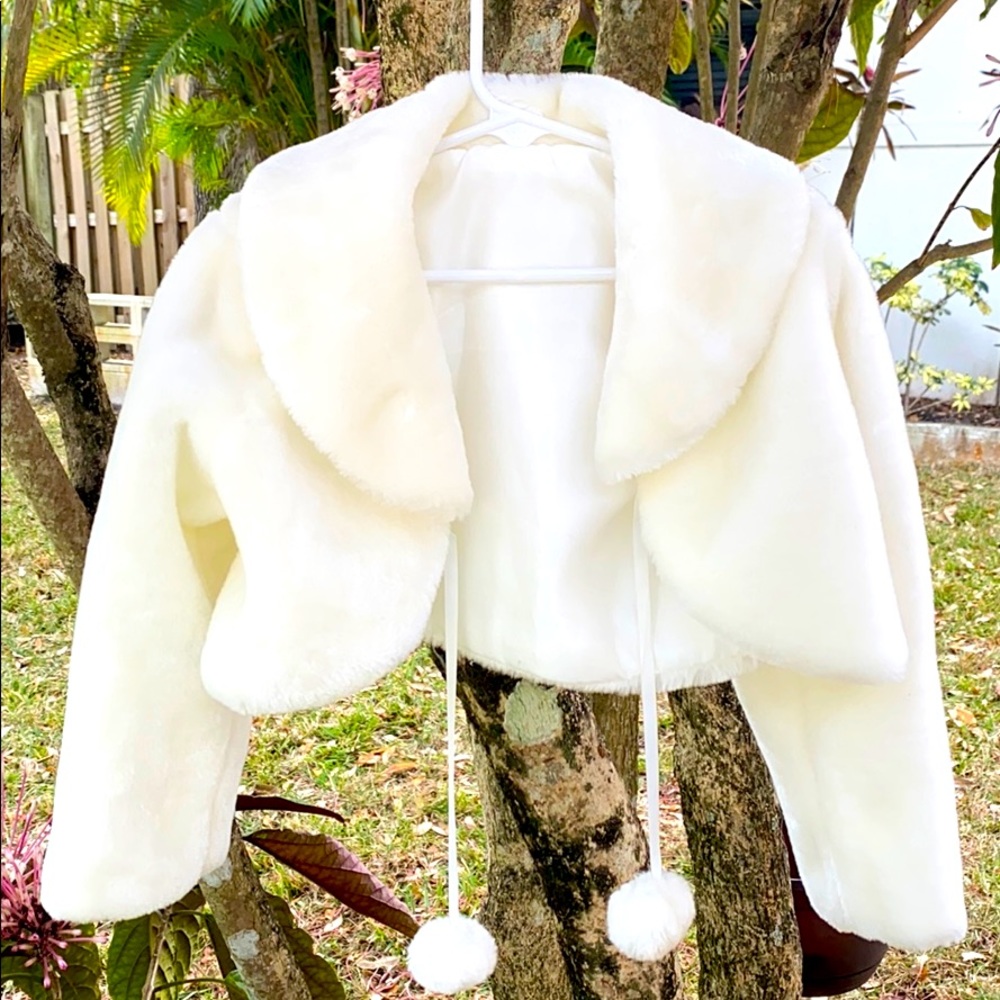 Girls faux fur coat